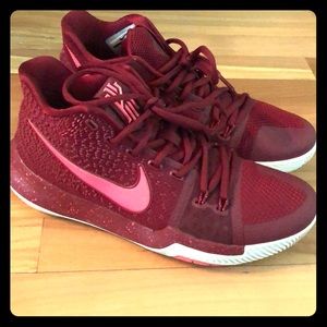 Nike Kyrie Irving 3 basketball shoes size 8 men’s